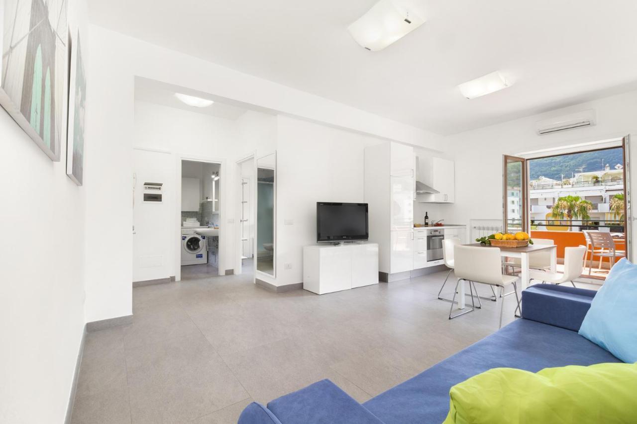 Amore Rentals - Casa Katia Sorrento Luaran gambar